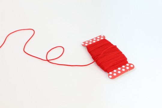 赤い糸 商用利用ｏｋ 無料の写真 フリー素材を集めました 総合素材サイト ソザイング