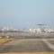 着陸寸前の飛行機