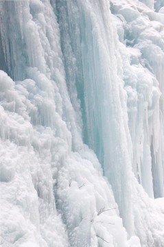 自然が生んだ美しい氷の彫刻 商用利用ｏｋ 無料の写真 フリー素材を集めました 総合素材サイト ソザイング